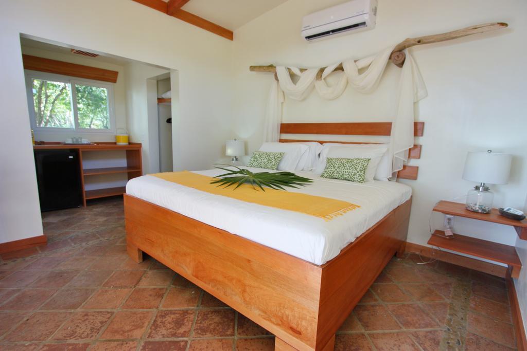 Coral Beach Village Resort Utila Exterior foto